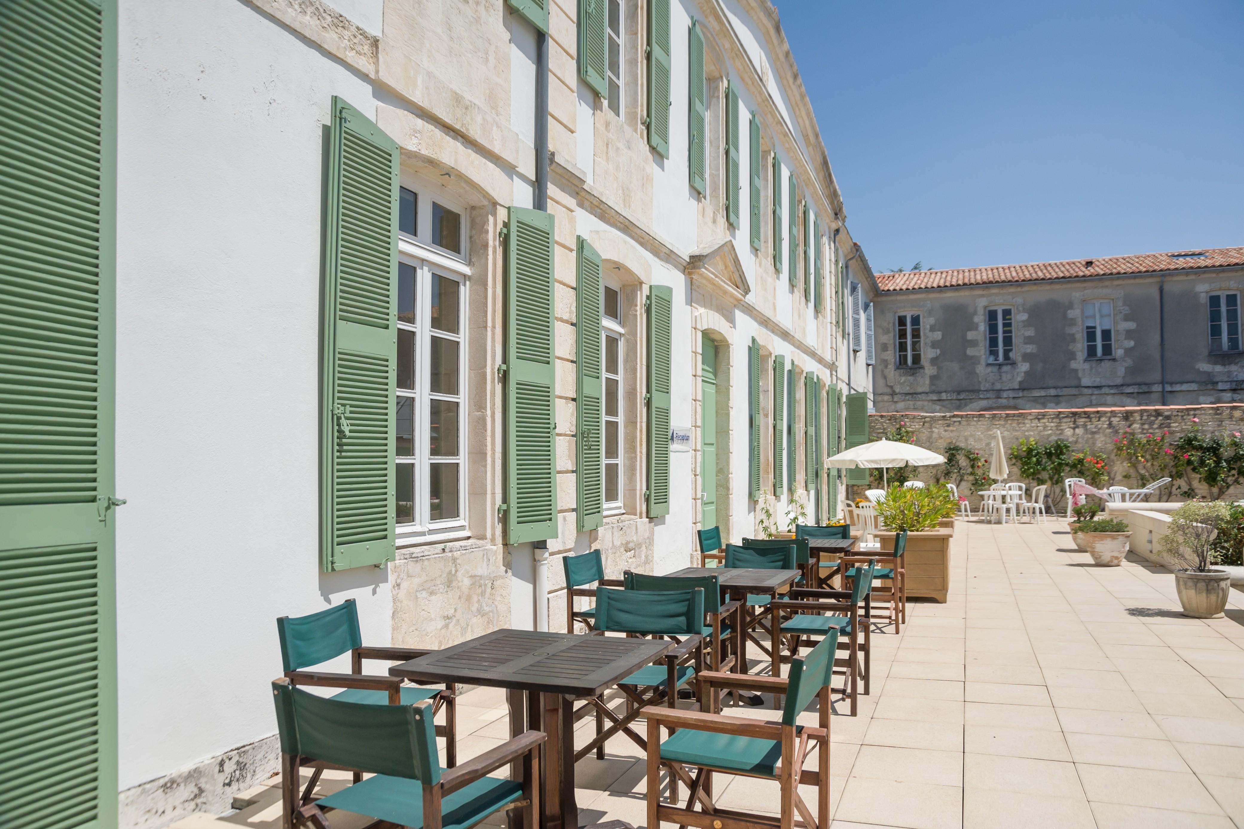 Residence Pierre & Vacances Le Palais Des Gouverneurs Saint-Martin-de-Ré Exterior photo